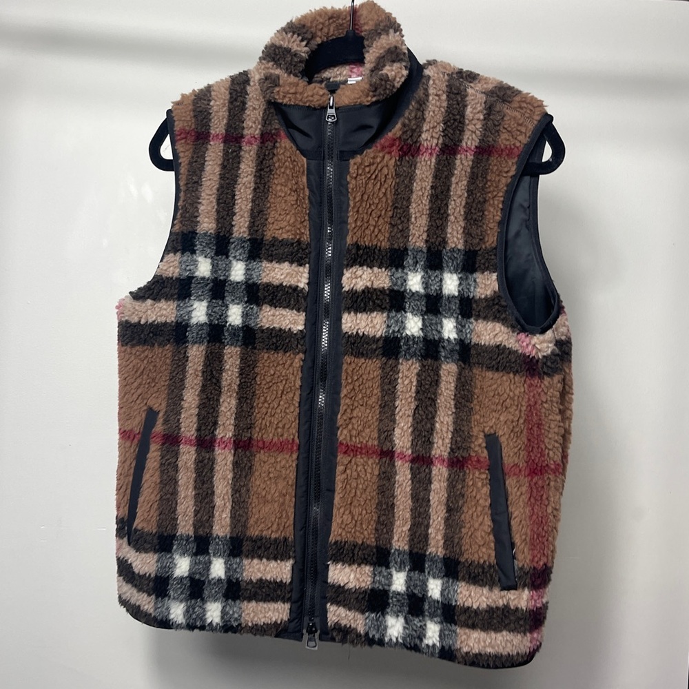 Burberry Check Hillend Vest Brown Check Size US 8 / UK 10